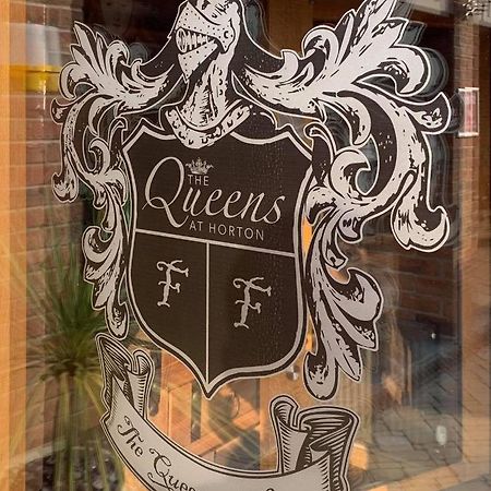 The Queens At Horton Телфорд Екстер'єр фото